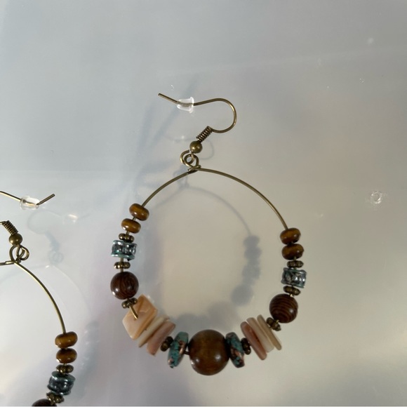 New boho hoop beaded earrings - Picture 2 of 3
